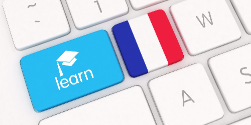 Delf B2: Τι είναι, σε ποιο επίπεδο αντιστοιχεί και πώς να προετοιμαστείτε επιτυχημένα