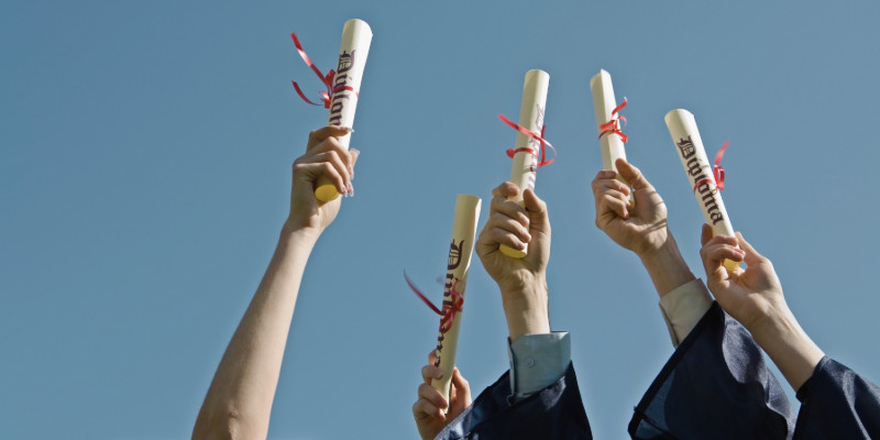 IB Diploma: Όσα Πρέπει να Γνωρίζετε για το Διεθνές Απολυτήριο