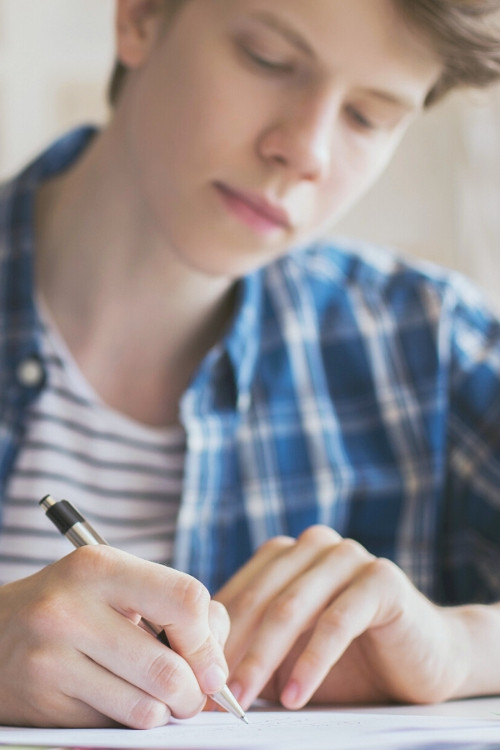 Ιδιαίτερα μαθήματα έκθεσης: Ποια λάθη να αποφεύγετε όταν γράφετε έκθεση