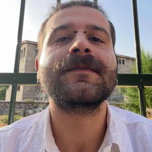 Τσαρούχας Θεόδωρος