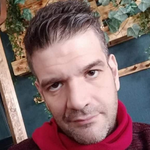 Τσάκατος Στέφανος - Ιδιαίτερα Μαθήματα | instateacher.gr