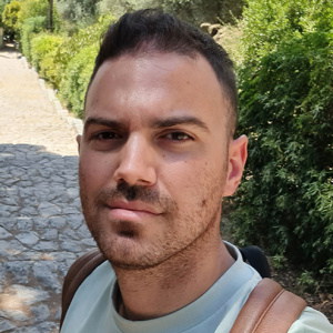 Λιώρης Χαράλαμπος - Ιδιαίτερα Μαθήματα | instateacher.gr