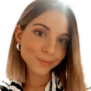 Αραμπατζή Μαρία - Καθηγήτρια Αγγλικών