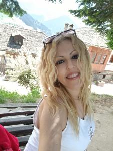 Χουΐδου Βασιλική - Ιδιαίτερα Μαθήματα | instateacher.gr