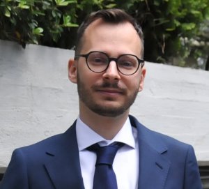 Καλόγριας Δημήτρης - Καθηγητής Διεθνών Σχέσεων στο instateacher.gr