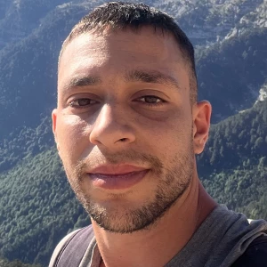 Καραγιάννης Γιάννης - Δάσκαλος Bodyweight Training στο instateacher.gr