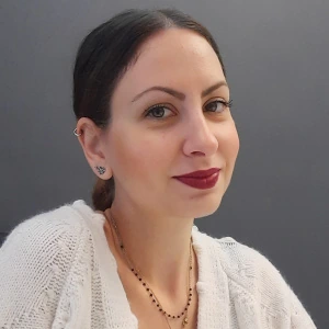 Τσεπελίδου Ειρήνη - Καθηγήτρια Αγγλικών στο instateacher.gr