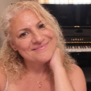 Ρόκα Τάνια  - Δασκάλα Μουσικής Θεωρίας στο instateacher.gr
