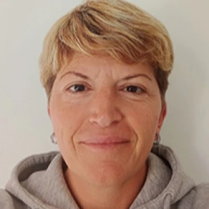 Γλεζέλλη Ειρήνη - Καθηγήτρια Αρχαίων Ελληνικών στο instateacher.gr