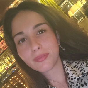 Γουργιώτη Χρύσα - Καθηγήτρια Μαθηματικών στο instateacher.gr