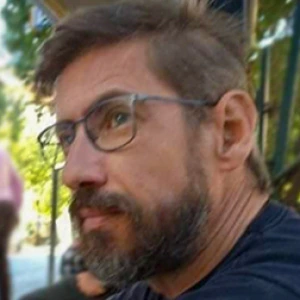 Πελεκούδας Νίκος - Καθηγητής Πολιτικής Θεωρίας στο instateacher.gr