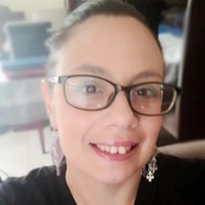 Κατσαρίδη Αναστασία - Καθηγήτρια Αγγλικών στο instateacher.gr