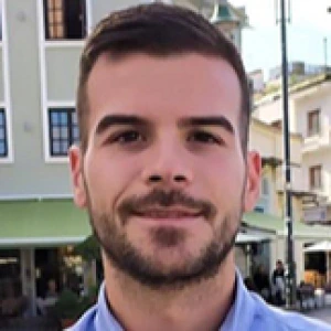 Νταναβάρας Δημήτριος - Καθηγητής Επαγγελματικού Προσανατολισμού στο instateacher.gr