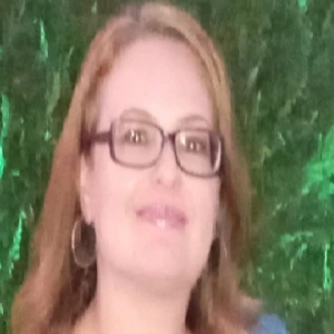 Κατσίκα Τζωρτζίνα - Καθηγήτρια Αγγλικών στο instateacher.gr