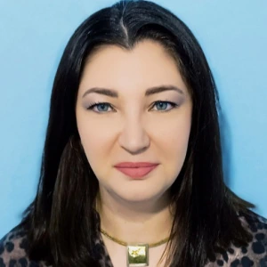 Μπουτζιώνα Χάιδω - Καθηγήτρια Τουρκικών στο instateacher.gr