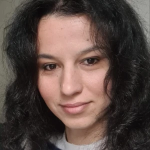 Ruci Fioralba - Καθηγήτρια Αγγλικών στο instateacher.gr
