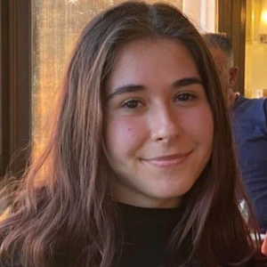 Σταυράκη Αποστολία - Καθηγήτρια Μαθηματικών στο instateacher.gr