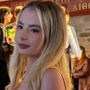 Νικολάου Χριστίνα - Καθηγήτρια Μαθηματικών στο instateacher.gr