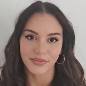 Σέργη Φωτεινή - Καθηγήτρια Φυσικής στο instateacher.gr