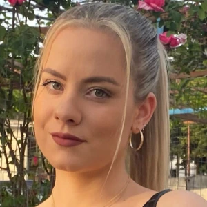 Γαλώνη Καλλιόπη - Καθηγήτρια Μαθηματικών στο instateacher.gr