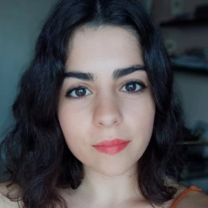 Λαδά Λυδία - Καθηγήτρια Μαθηματικών στο instateacher.gr