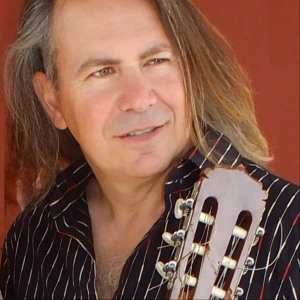 Μαυρίδης Γεώργιος - Δάσκαλος Αρμονίου στο instateacher.gr