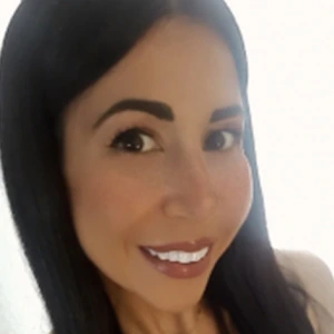 Ροζάκη Μαρία - Καθηγήτρια Νέων Ελληνικών στο instateacher.gr