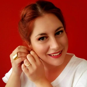 Τουμπέκη Αικατερίνη - Καθηγήτρια Αρχαίων Ελληνικών στο instateacher.gr