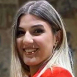 Μπούσιου Γλυκερία - Καθηγήτρια Έκθεσης στο instateacher.gr