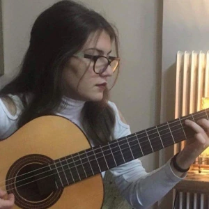 Σταβάρη Δωροθέα - Δασκάλα Κιθάρας στο instateacher.gr