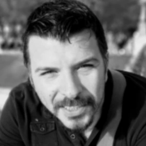 Κατσαράς Κυριάκος - Καθηγητής MySQL στο instateacher.gr