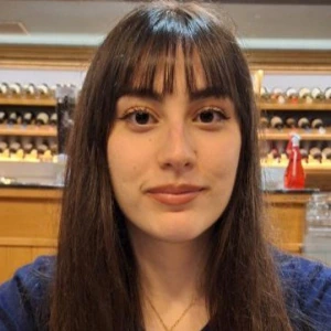 Ηρώ Τ. - Καθηγήτρια Μαθηματικών στο instateacher.gr