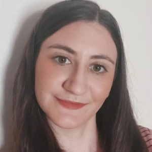 Χρούτα Ρεββέκα - Καθηγήτρια Αγγλικών στο instateacher.gr