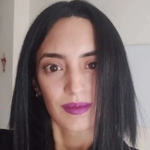 Ρογκάκου Χριστίνα - Καθηγήτρια Νέων Ελληνικών στο instateacher.gr