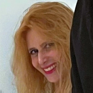 Σασσαγιάννη Έλλη (Ellie Sass) - Καθηγήτρια Γαλλικών στο instateacher.gr