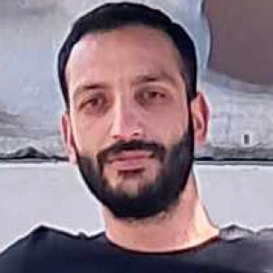 Χότζα Ιωάννης Κιαζίμ - Καθηγητής Διοίκησης και Οικονομίας στο instateacher.gr