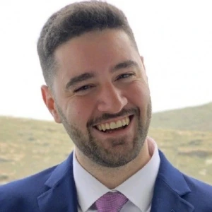 Αγγελάκος Γιώργος - Καθηγητής Ιστορίας στο instateacher.gr