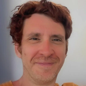 Παπαβασιλείου Σπυρίδων - Καθηγητής InDesign στο instateacher.gr