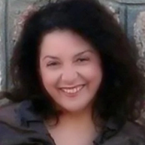 Βίκυ Μ. - Καθηγήτρια Αγγλικών στο instateacher.gr