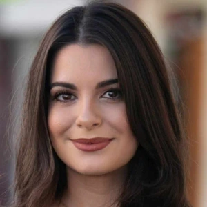 Κωστάκου Ελένη - Καθηγήτρια Νέων Ελληνικών στο instateacher.gr