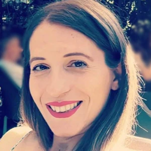 Μαυρογιώργη Μαρία - Καθηγήτρια IB Diploma στο instateacher.gr