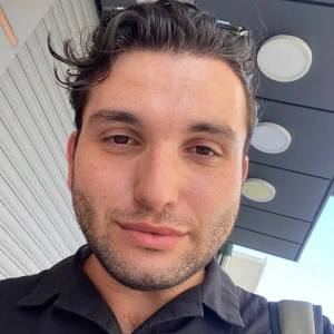 Κουτρουλός Γεώργιος - Καθηγητής Ελληνικής Λογοτεχνίας στο instateacher.gr