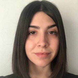 Παϊσιάδου Χαρά - Καθηγήτρια Αγγλικών στο instateacher.gr