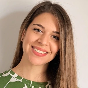 Αβραάμ Νατάσσα - Καθηγήτρια Αγγλικών στο instateacher.gr