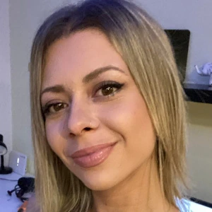 Μαλλιοπούλου Βάσω - Καθηγήτρια Μαθηματικών στο instateacher.gr