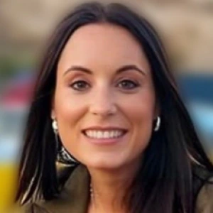 Ντίκου Άννυ - Καθηγήτρια ΑΕΠΠ (Ανάπτυξης Εφαρμογών) στο instateacher.gr