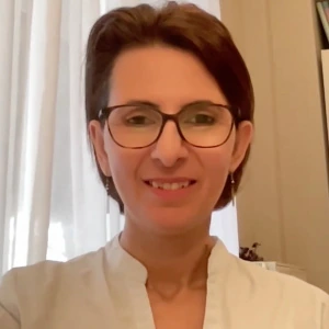 Αμπατζή Εύη - Καθηγήτρια Ελληνικών σε ξένους στο instateacher.gr