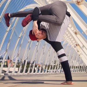 Δαβαρίας Μάνος - Δάσκαλος Break Dance στο instateacher.gr