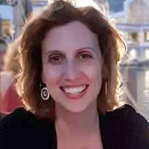 Λαζουρά Χριστίνα - Καθηγήτρια Αγγλικών στο instateacher.gr