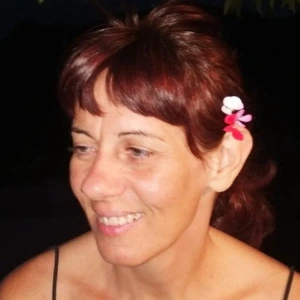 Βαλμά Πέγκυ - Δασκάλα Μουσικής Θεωρίας στο instateacher.gr